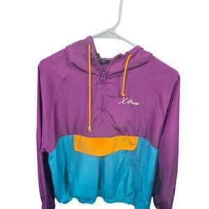 "Xtra" Color Block Windbreaker - Forever 21 - L
